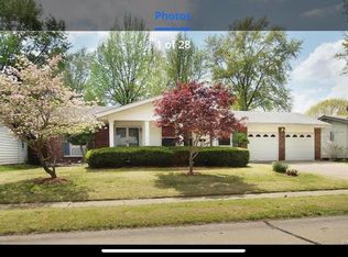 1324 Kingsford Dr, Florissant, MO