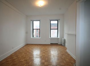 522 E 83rd St APT 5E, New York, NY 10028