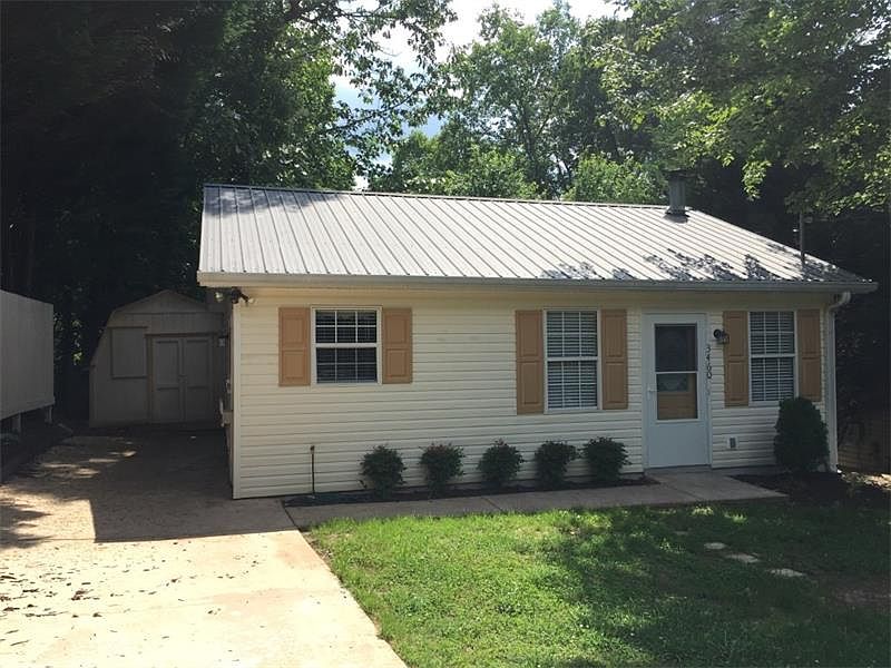 1st image of 3460 Auburn Dr