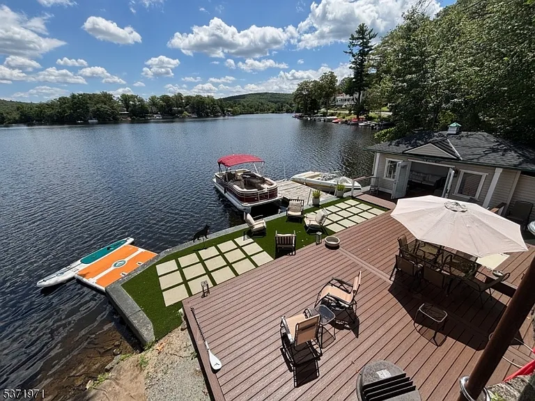 600 Warwick Tpke — Photo 26