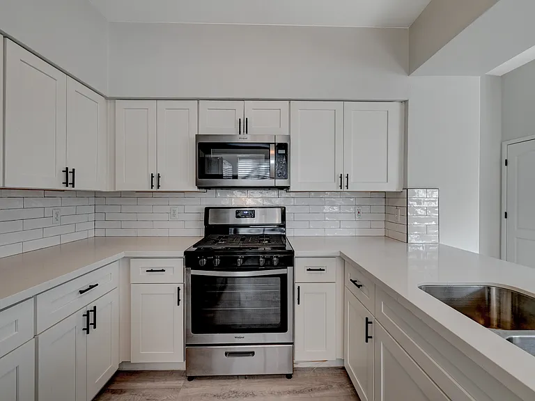 7717 Constanso Ave #204 — Photo 6