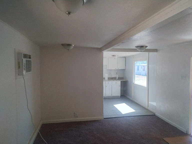 7 Sams Pl — Photo 2