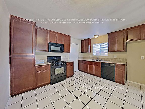 5th image of 12986 Chestnut Ave