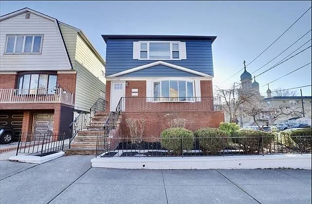 3 bed, 2.0 bath, $3,500 — Photo 2