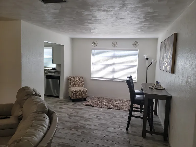 1670 Tiffin Ave — Photo 17