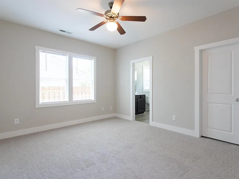 603 Campbell St — Photo 5
