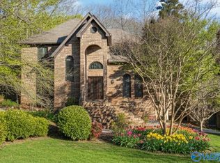 2703 Chandler Cir SE, Huntsville, AL 35801