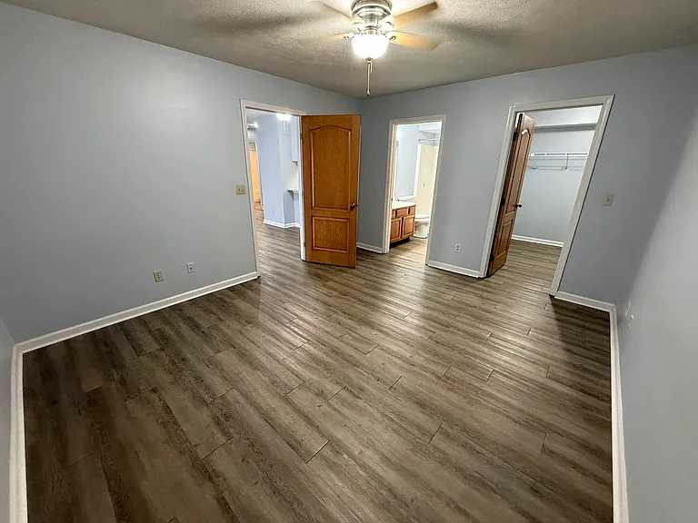 555 Chestnut St #1D — Photo 9