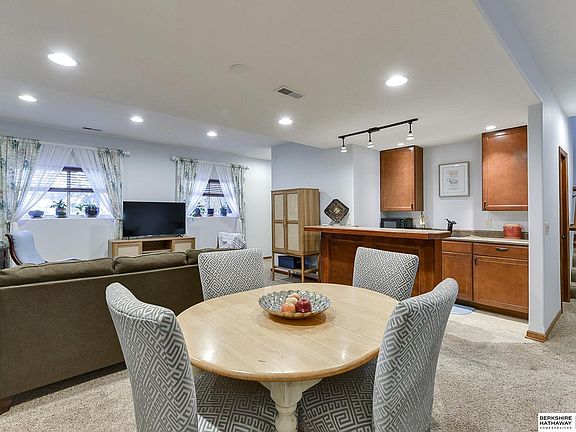4th image of 20212 Hackberry Dr