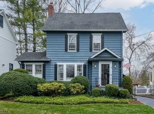 16 University Ave, Chatham, NJ 07928