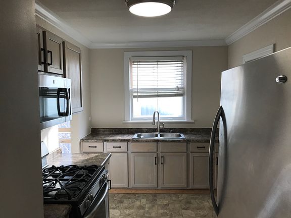 2nd image of 11047 S Avenue N