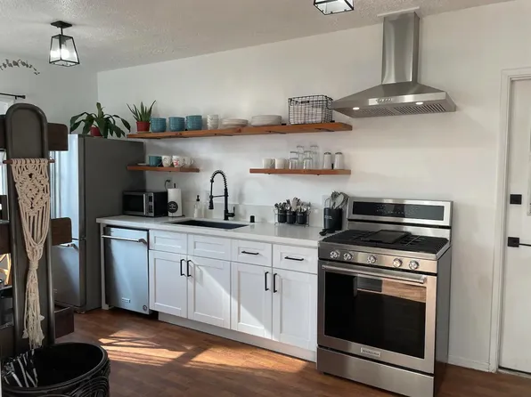 (undisclosed Address), Ventura, CA 93001