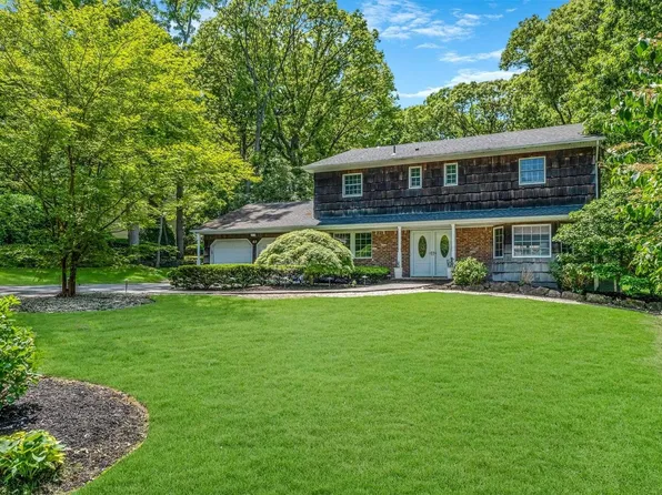 40 Alice Lane, Smithtown, NY 11787