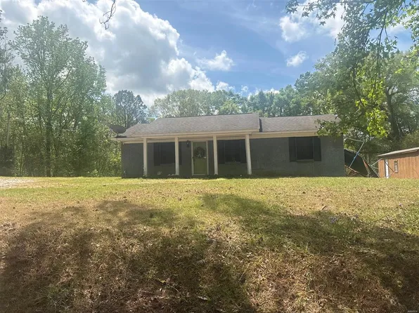 37 Owls Hollow Rd, Grove Hill, AL 36451