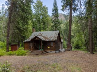 2061 Old River Rd, Naches, WA 98937