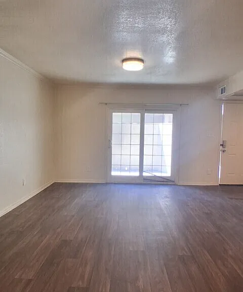 2636 N 43rd Ave #3B — Photo 4
