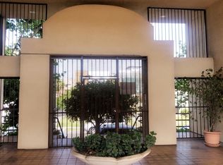 2433 S Barry Ave PENTHOUSE 1, Los Angeles, CA 90064