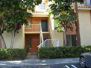 1st image of 1186 The Pointe Dr