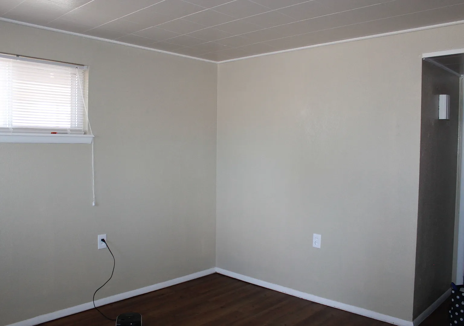 3035 Del View — Photo 2