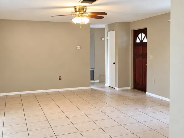 7093 Brentford Rd #1A, Sarasota, FL 34241