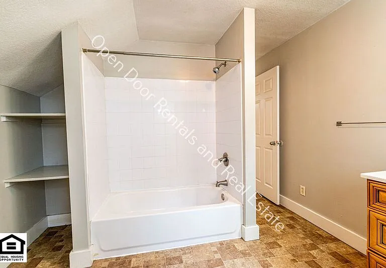 1905 Hillside Ave #3 — Photo 10