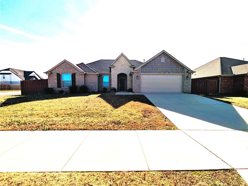1st image of 4303 W Barhem Dr