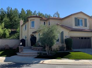 11548 Santini Ln, Northridge, CA 91326