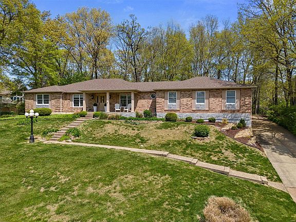 4th image of 6343 Bluff Forest Dr