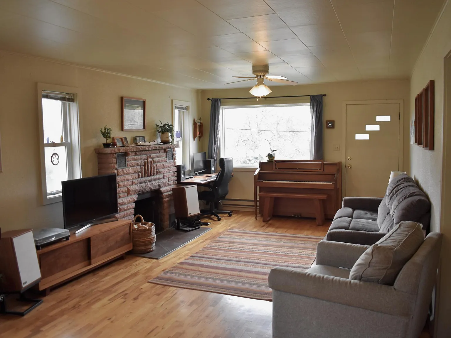 2 bed, 1700 sqft, $2,650 — Photo 4