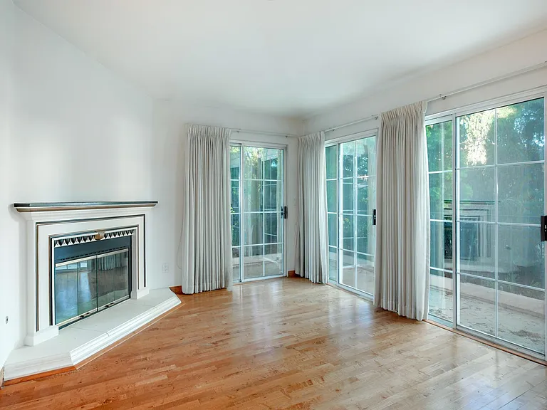 5105 Renaissance Ave — Photo 20