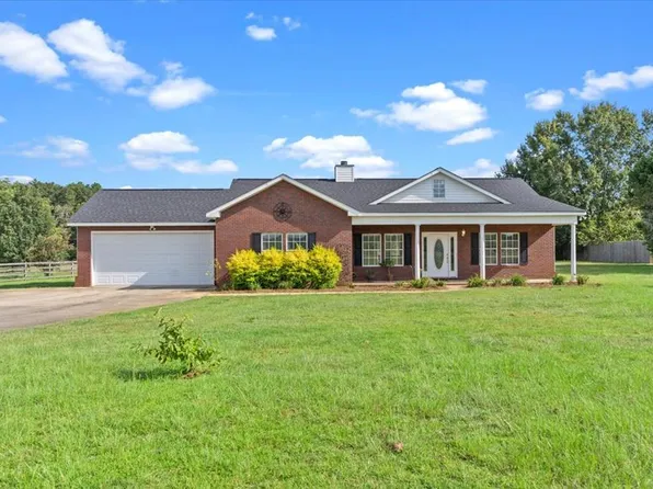 7241 Judge Logue Rd, Newton, AL 36352