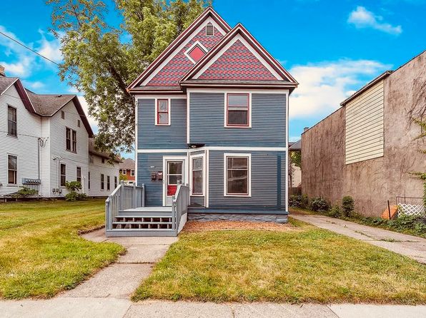 1560 Wealthy St SE Suite 1