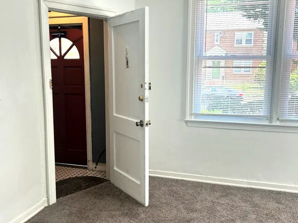 5116 2nd St NW APT 1, Washington, DC 20011