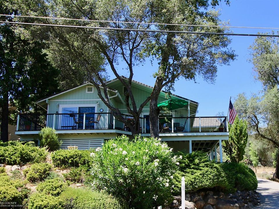 1st image of 18574 Wildflower Dr