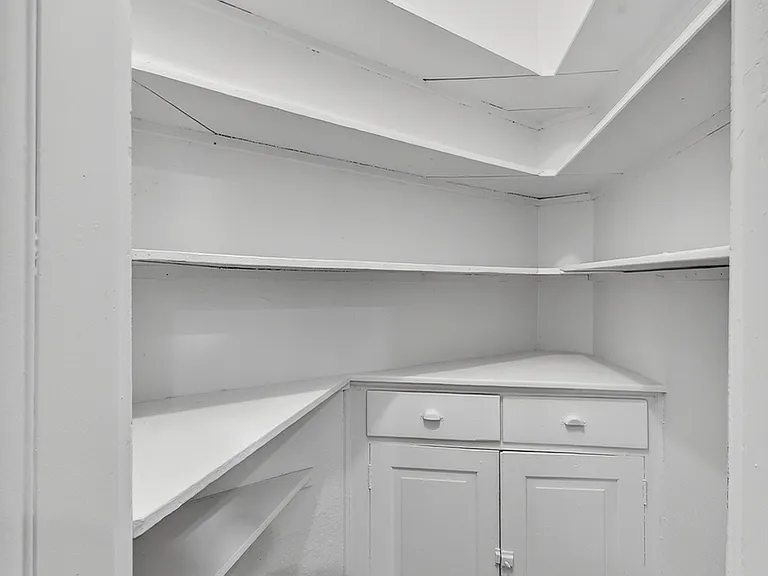 Flat 201 Pantry Flat 201 Pantry