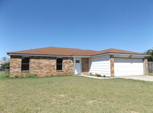 2704 Terry Dr, Killeen, TX 76543