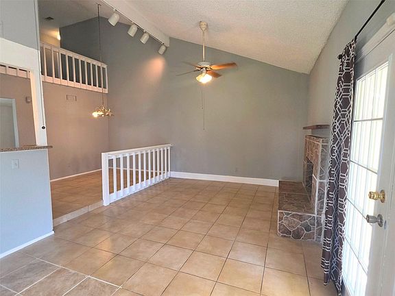 5th image of 10526 Chapel Hill Dr