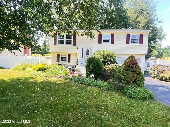 16 Space Boulevard, Albany, NY 12205
