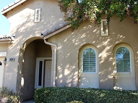 3rd image of 28284 Long Meadow Dr