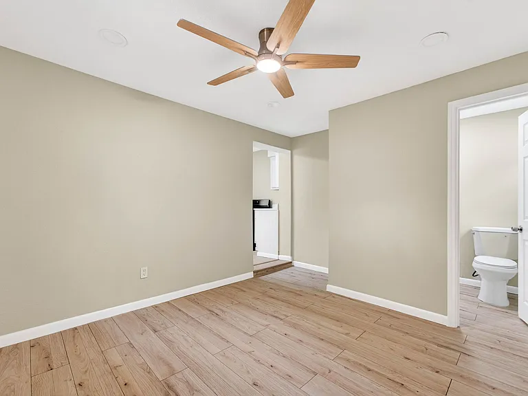 3707 W Gray St #2 — Photo 4