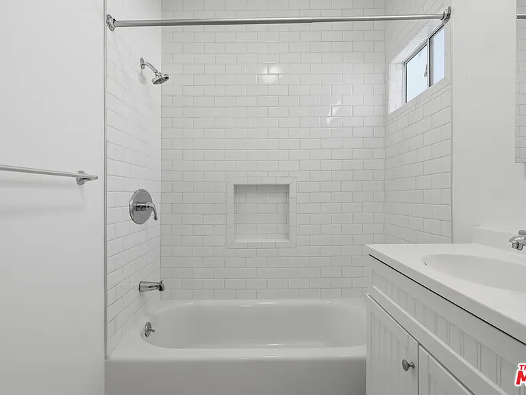 4407 Melbourne Ave — Photo 16