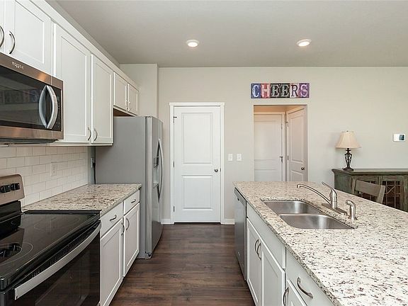 4th image of 2608 NW 43rd St