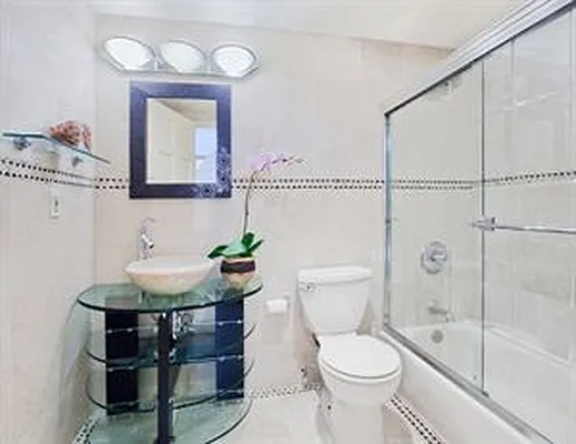 Rented by Douglas Elliman | media 26