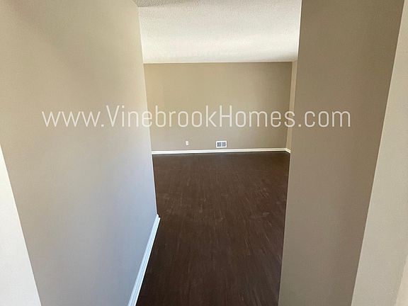3rd image of 15409 E 40th St S