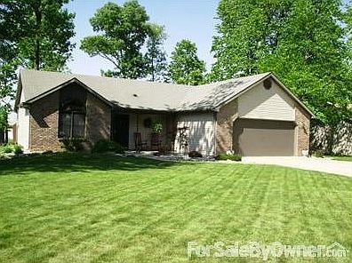 1st image of 422 Greenwood Trl