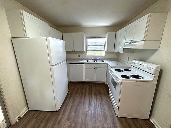 5th image of 1425 Fisher Ln #B