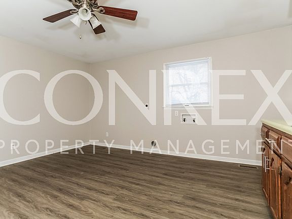 5th image of 10679 Breedshill Dr