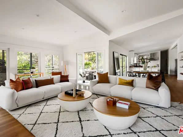 3375 Coldwater Canyon Ave, Studio City, CA 91604