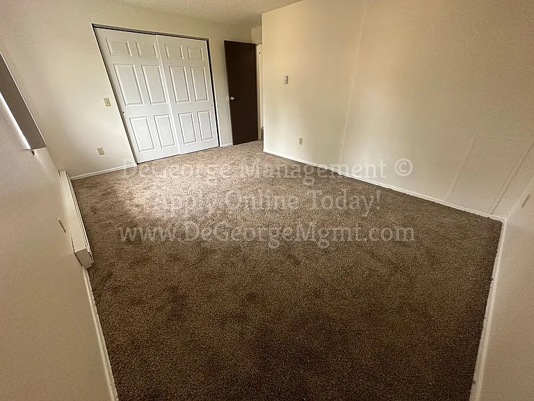 Oak Ridge Manor Apartments — Photo 27