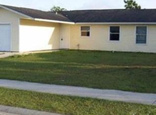 3753 Minnesota Dr, Fort Myers, FL 33916
